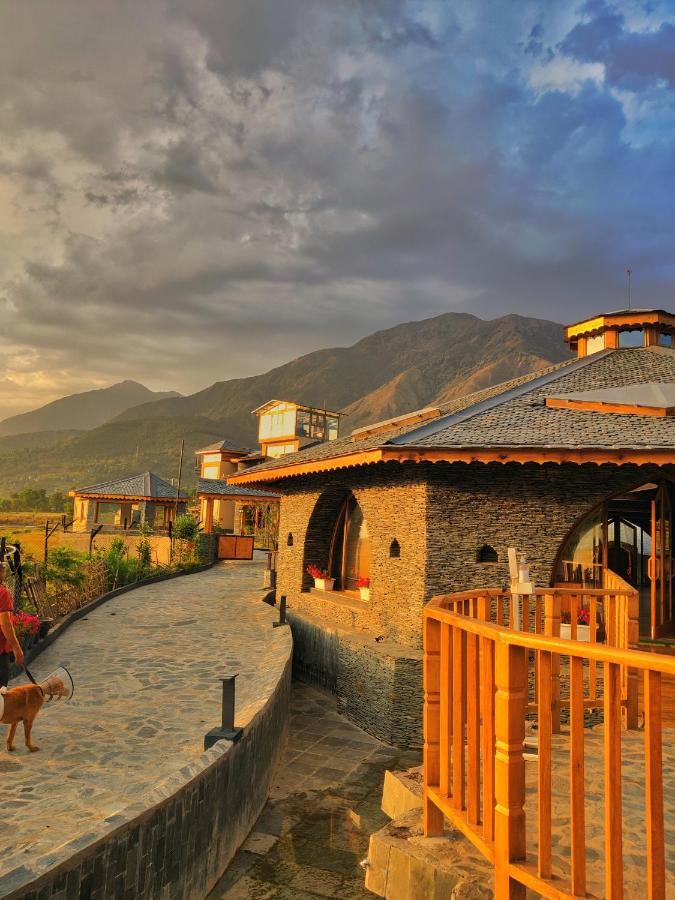OSHO HIMALAYAs Kangra Exterior foto